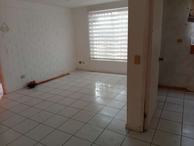 ACOGEDORA  CASA EN PASAJE CERRADO EN PEÑUELAS