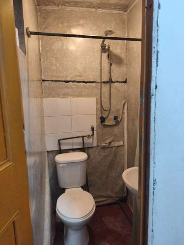 ARRIENDA CASONA CALLE CUEVAS, BARRIO MATTA, USO COMERCIAL - Imagen 26