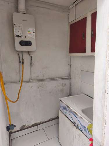 ARRIENDA CASONA CALLE CUEVAS, BARRIO MATTA, USO COMERCIAL - Imagen 25