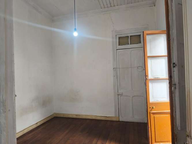 ARRIENDA CASONA CALLE CUEVAS, BARRIO MATTA, USO COMERCIAL - Imagen 18