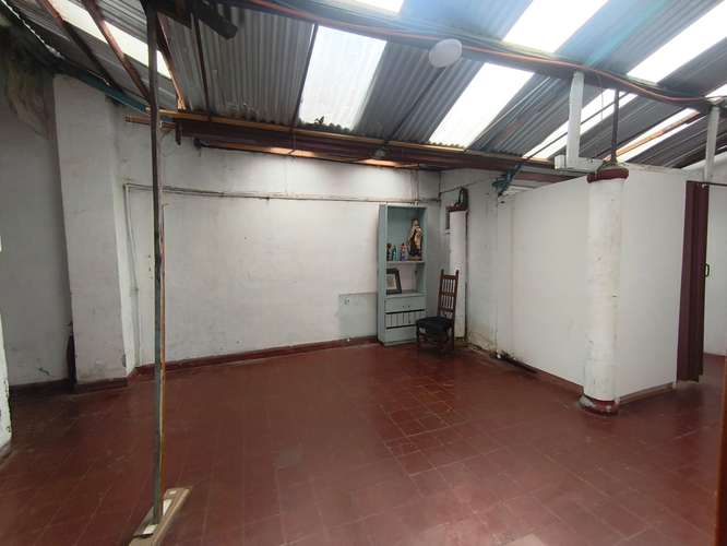 ARRIENDA CASONA CALLE CUEVAS, BARRIO MATTA, USO COMERCIAL - Imagen 16