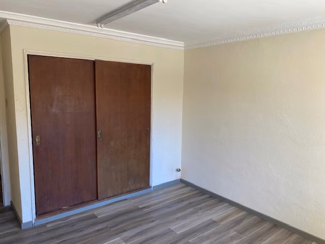 GRAN DEPARTAMENTO IDEAL PARA HOSTAL U OTRO USO COMERCIAL
