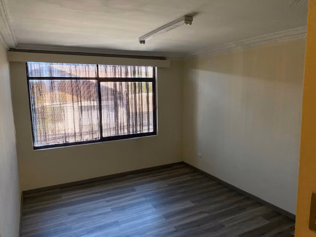GRAN DEPARTAMENTO IDEAL PARA HOSTAL U OTRO USO COMERCIAL