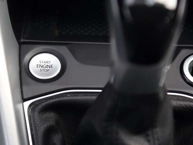 VOLKSWAGEN T-CROSS 2025 - Imagen 19