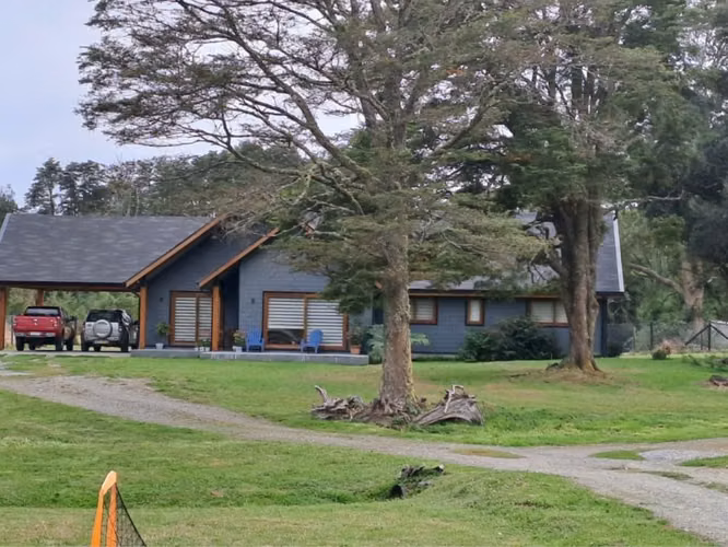 Arriendo Hermosa y Moderna en Parcela / Frutillar