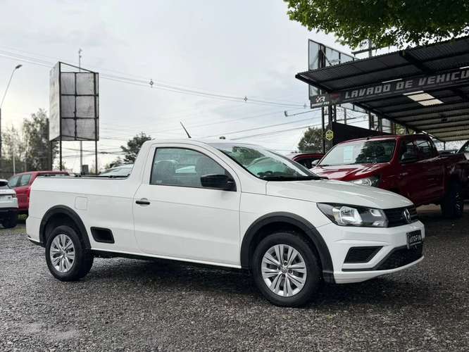 VOLKSWAGEN Saveiro 1.6 4X2 CAB. SIM. MT 2P 2023 - Imagen 5