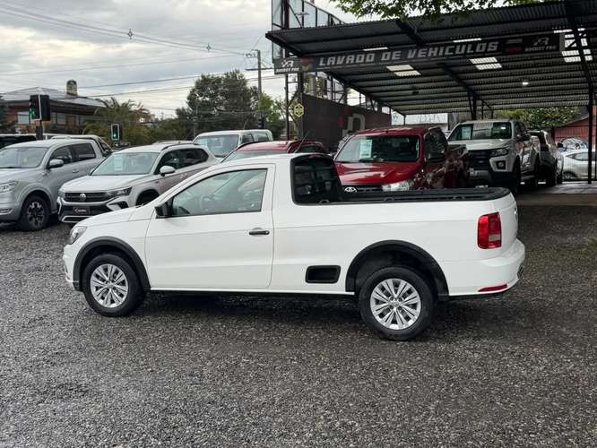 VOLKSWAGEN Saveiro 1.6 4X2 CAB. SIM. MT 2P 2023 - Imagen 17