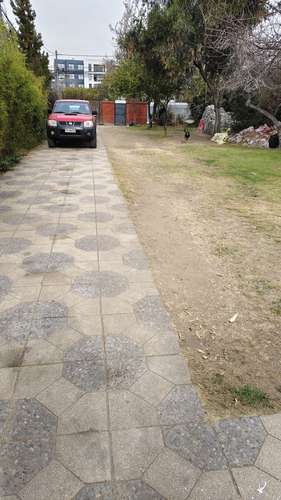 Casa con Gran Terreno de 1.000 m2 - Imagen 2