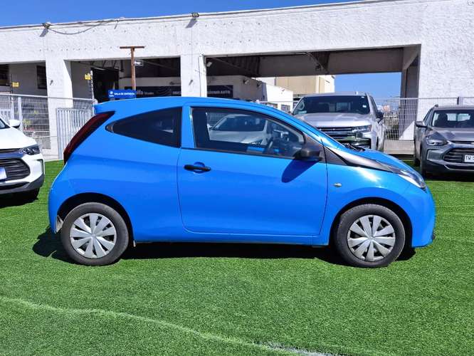 Toyota Aygo 1.0 3 PUERTAS X-R3 AYG3D00 MT 2020