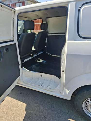 Suzuki apv 2020