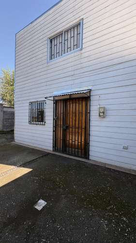 Casa pequeña en Arriendo un dormitorio -dos baños