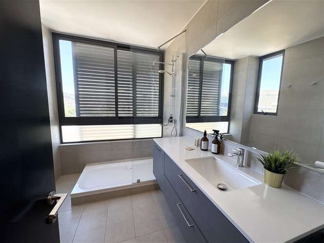 Departamento en arriendo de 2 dorm. en Vitacura - Imagen 9