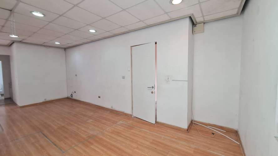 USO COMERCIAL - 3P,2B - 126M2, BARRIO ITALIA - Imagen 2