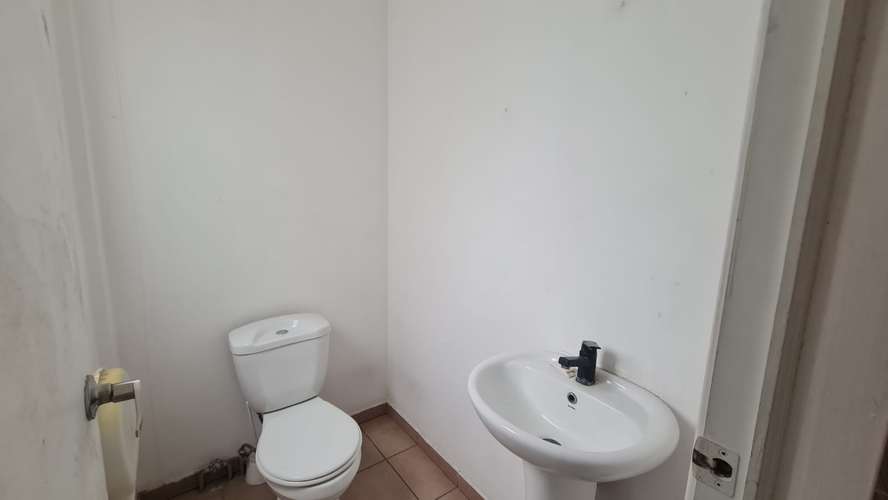 USO COMERCIAL - 3P,2B - 126M2, BARRIO ITALIA - Imagen 5