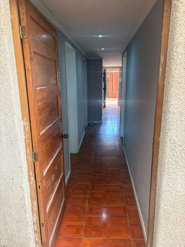 AMPLIA CASA EN RENCA - Imagen 4