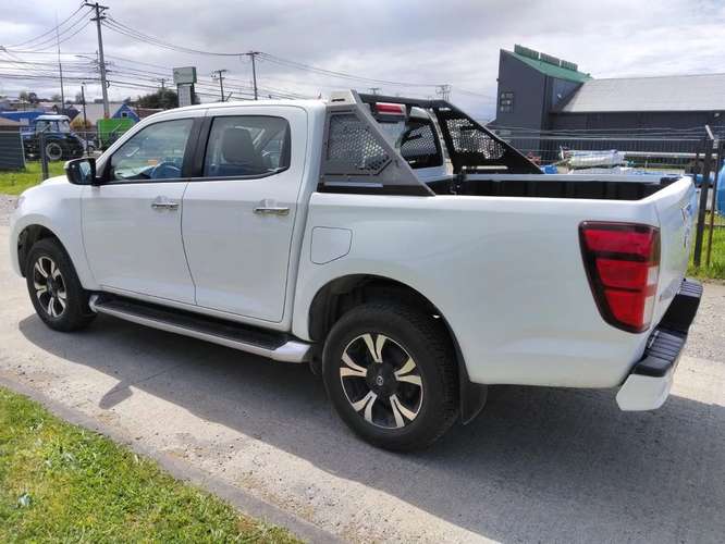 MAZDA BT-50 2023 - Imagen 3