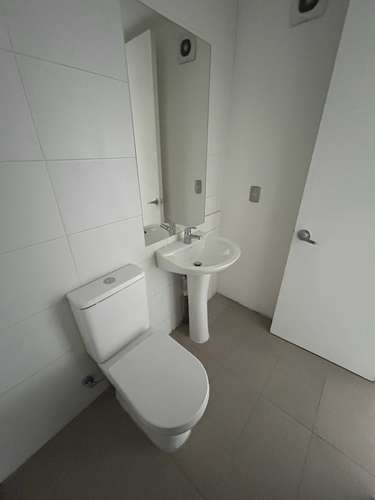 Local con alto flujo y excelente conectividad (187310) - Imagen 4