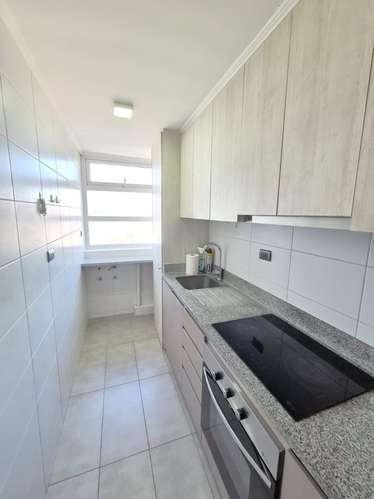 Departamento Amplio y Soleado 2d2b con estac y bod - Imagen 2