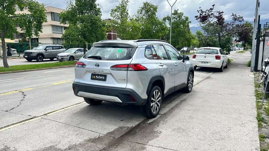 TOYOTA COROLLA CROSS 1.8 HEV CVT (2023) - Imagen 3