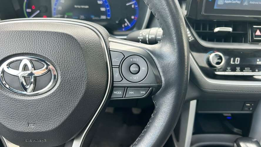 TOYOTA COROLLA CROSS 1.8 HEV CVT (2023) - Imagen 20
