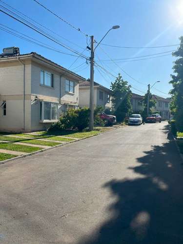 Maravillosa Casa en condominio 3D+2B+E (187330) - Imagen 1