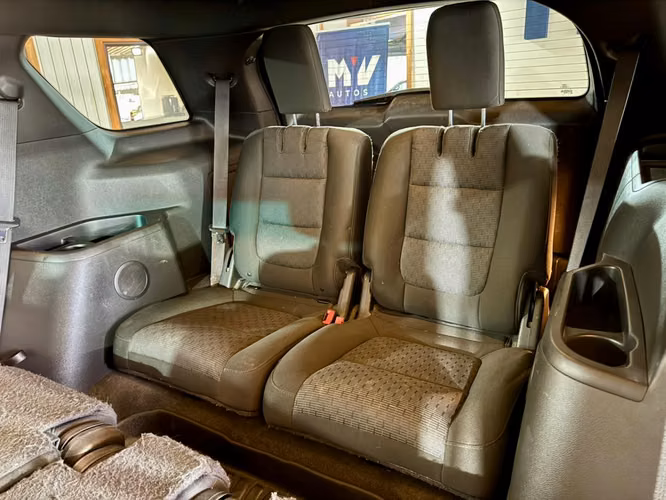 FORD EXPLORER XLT 4X2 - Imagen 9