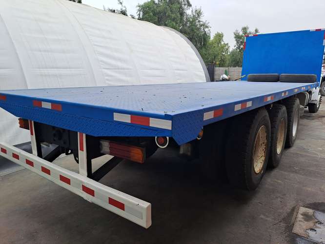 Camión plano Freightliner  M2 106 6x4