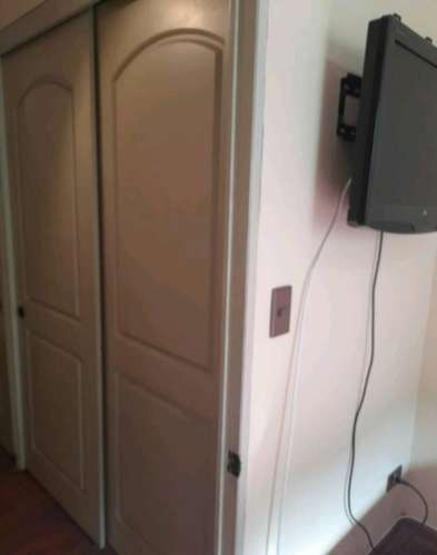 ARRIENDO PIEZA AMOBLADA HOMBRE TRABAJE PRESENCIAL - Imagen 3