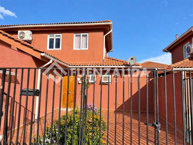 Casa en arriendo de 3 dorm. 3 baños en Cerrillos microbarrio