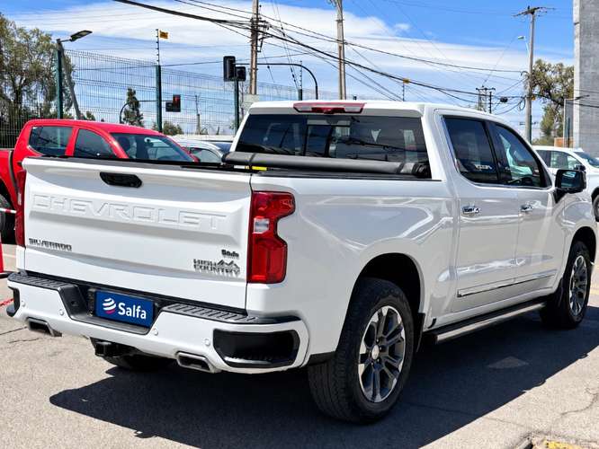 Chevrolet Silverado 3.0 TD HIGH COUNTRY AT 4X4 DIESEL 2024 - Imagen 5