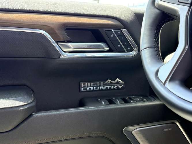 Chevrolet Silverado 3.0 TD HIGH COUNTRY AT 4X4 DIESEL 2024 - Imagen 20