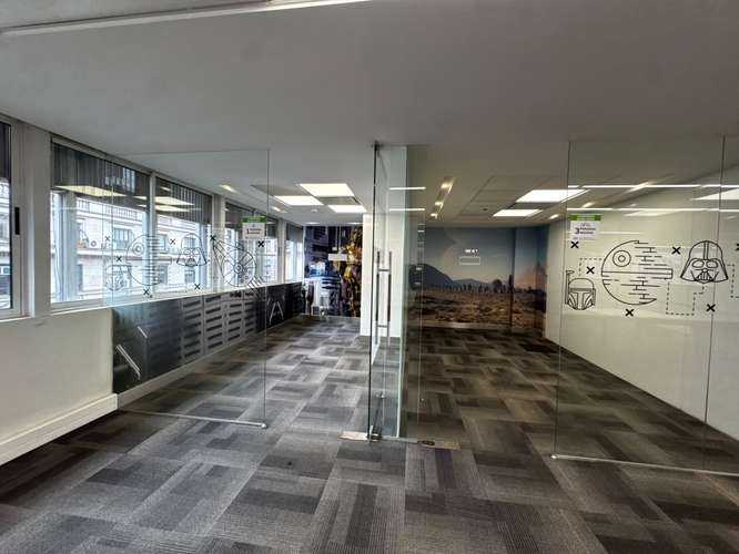 Amplia oficina en arriendo, Paseo Ahumada, Santiago Centro