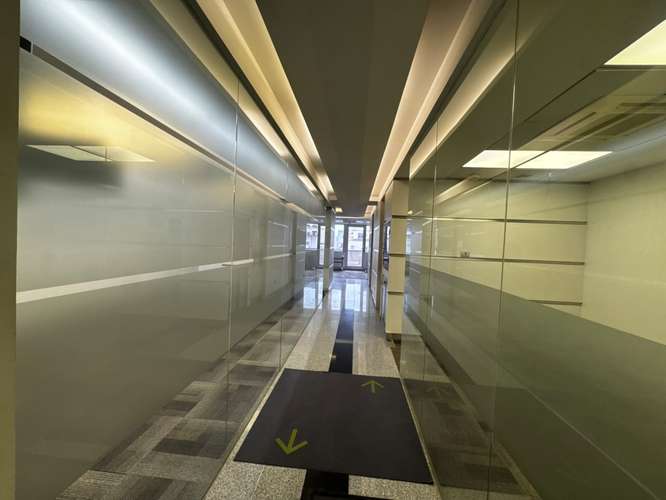 Amplia oficina en arriendo, Paseo Ahumada, Santiago Centro