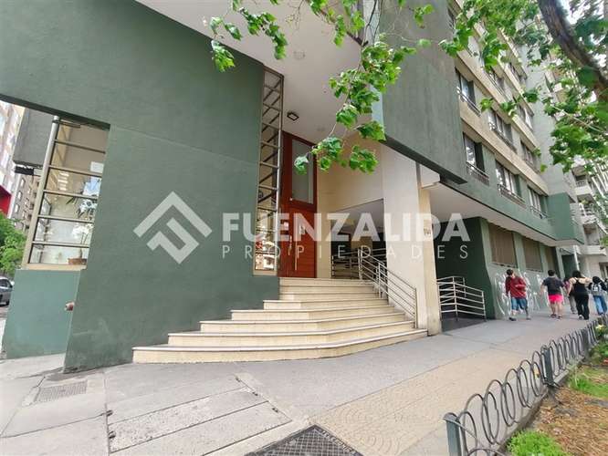 Departamento en arriendo de 2 dorm. en Santiago - Imagen 1