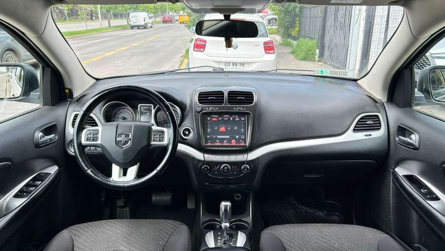 Dodge JOURNEY SE 2.4 AT (2014) - Imagen 10