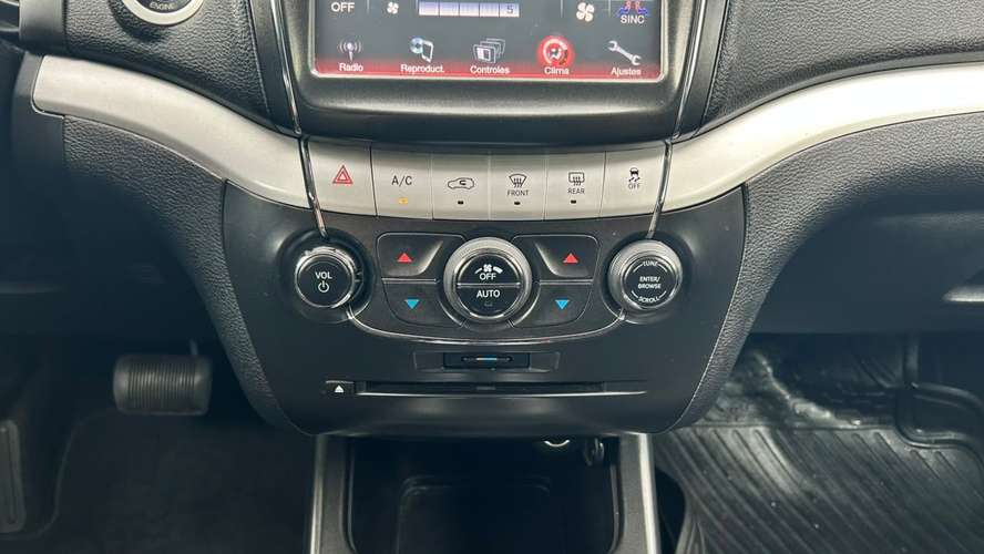Dodge JOURNEY SE 2.4 AT (2014) - Imagen 17