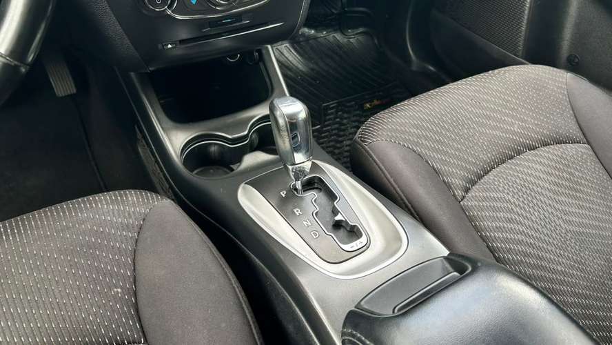 Dodge JOURNEY SE 2.4 AT (2014) - Imagen 13