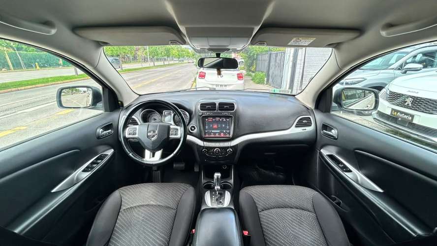 Dodge JOURNEY SE 2.4 AT (2014) - Imagen 9