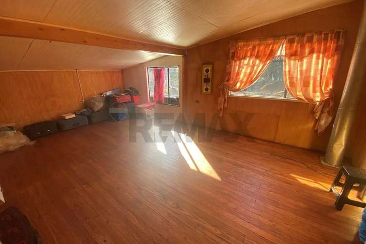 Venta Casa 2 Pisos Con Amplia Bodega, Loncoche