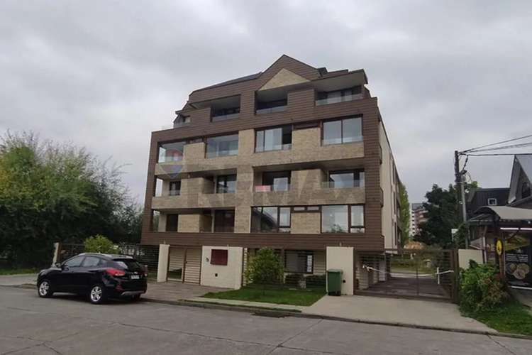 Venta De Céntrico Departamento 2d+2b, Villarrica - Imagen 3