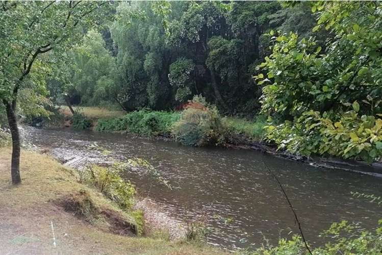 Se Vende Orilla De Rio Liucura. - Imagen 18