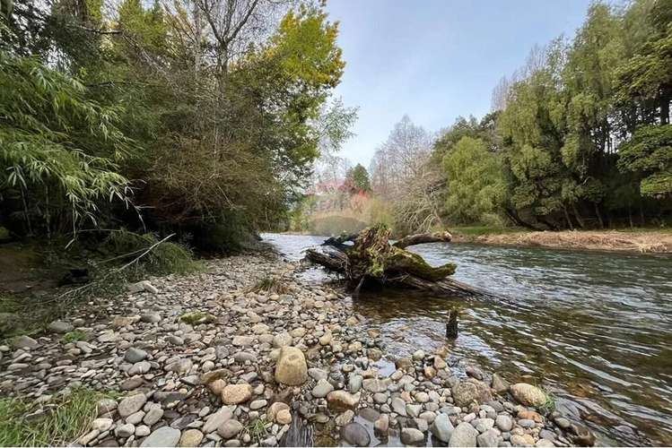 Se Vende Orilla De Rio Liucura. - Imagen 10