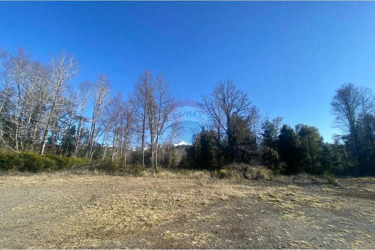Vendo Parcela Con Orilla De Rio Y Vista Al Volcán - Imagen 10