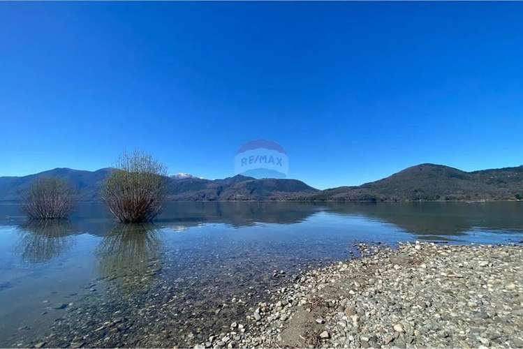 Venta Casa Orilla De Lago Caburgua Pucon