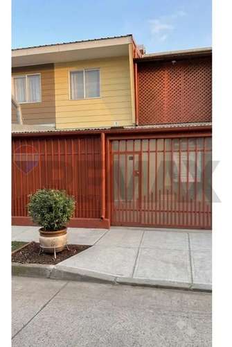Casa En La Comuna