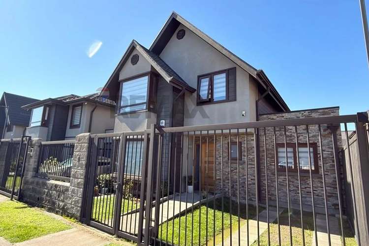 Casa En San Andrés Del Valle De 127m² De 4h3b.