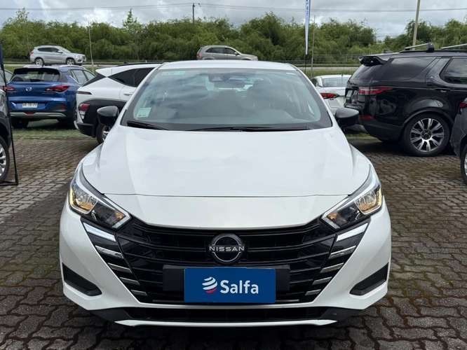 Nissan Versa SENSE 1.6 MT 4X2 2025 - Imagen 2