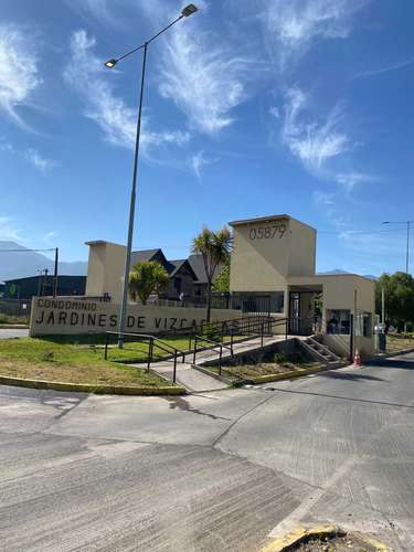 Venta Casa 3D+3B con Patio en Las Vizcachas (187340) - Imagen 1