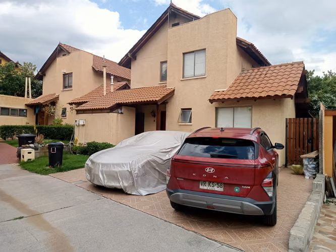 Vendo Hermosa Casa en Condominio Torremolinos.