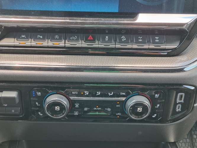 Chevrolet Silverado 6.2 ZR2 AT 4X4 2025 - Imagen 18